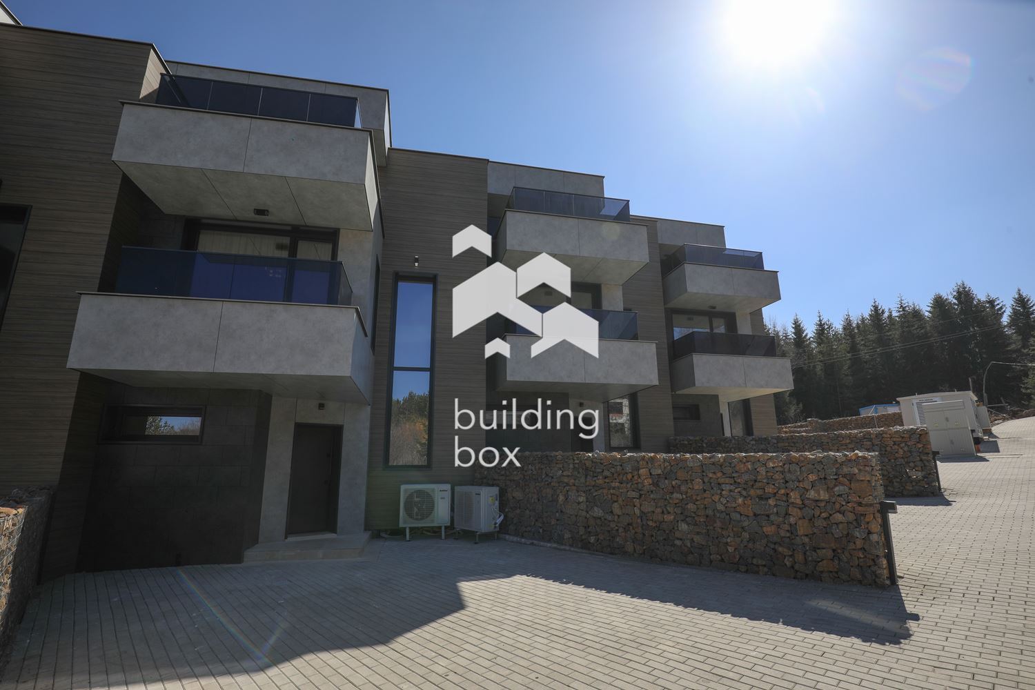 Обзаведена къща в Бистрица - 0