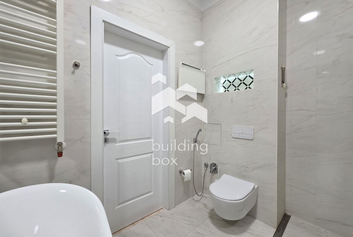 Тристаен апартамент с паркомясто - комплекс "ESTE" - 0