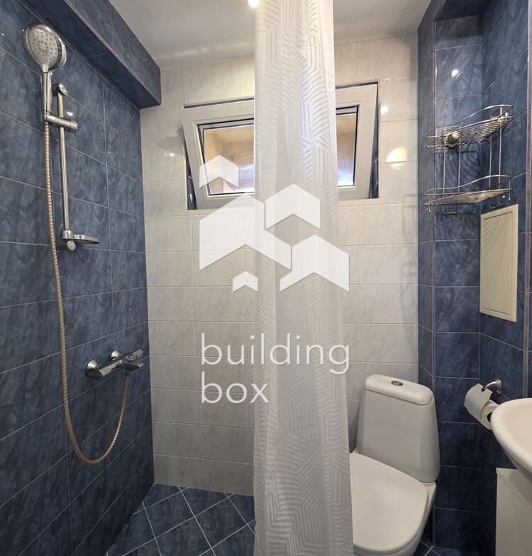 Тристаен апартамент в сърцето на кв. Кършияка до "Холидей Ин" и "БИЛЛА" - 0