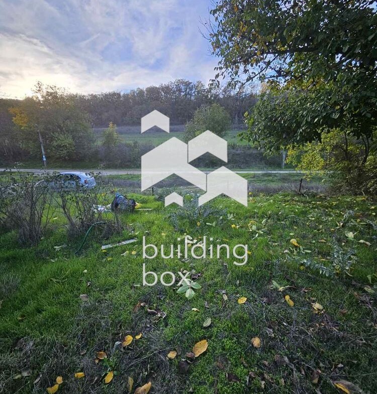 Парцел в с.Константиново - 0