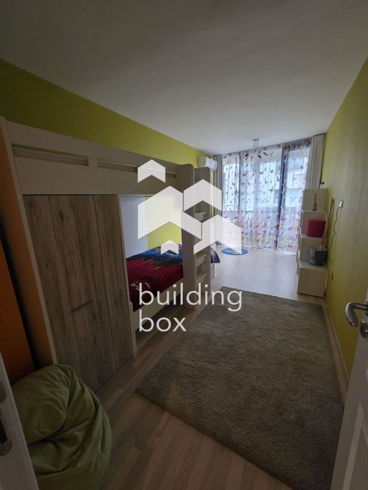 Продава тристаен апартамент в кв. Манастирски ливади - 0