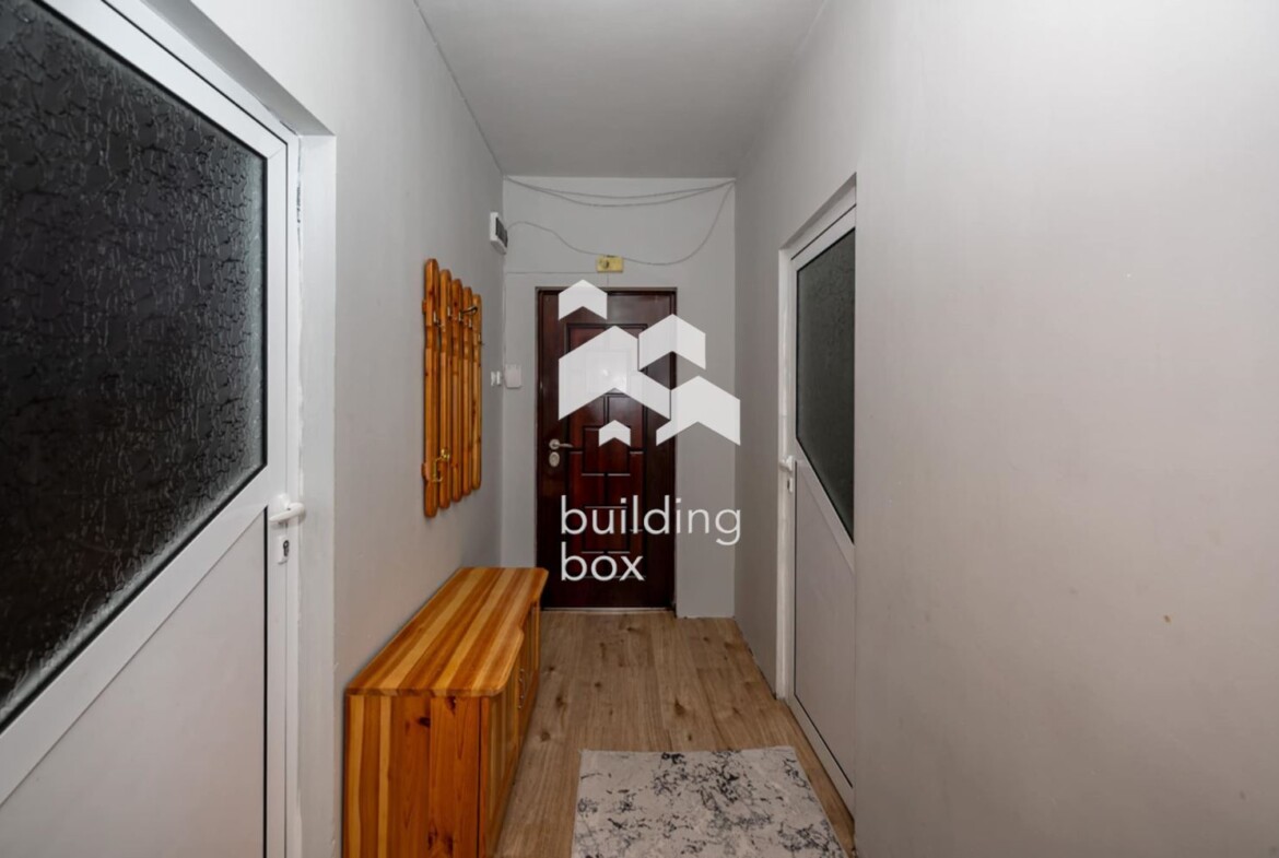 Двустаен апартамент - кв. Кючук Париж - 0