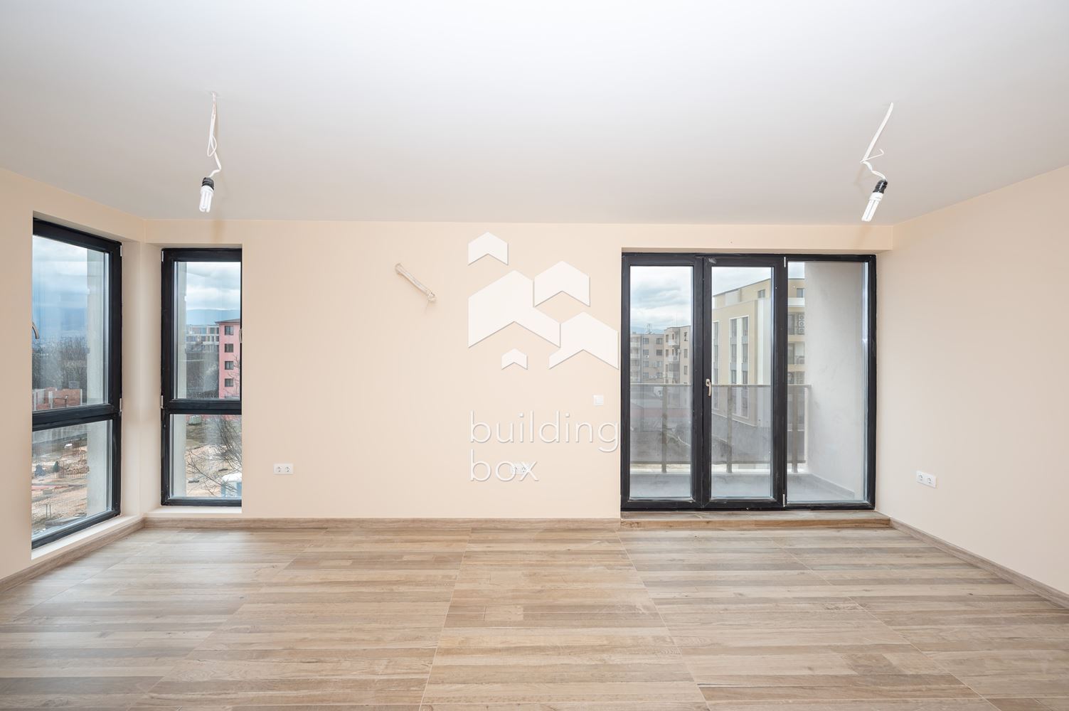 Тристаен апартамент, довършен до ключ – кв. Остромила