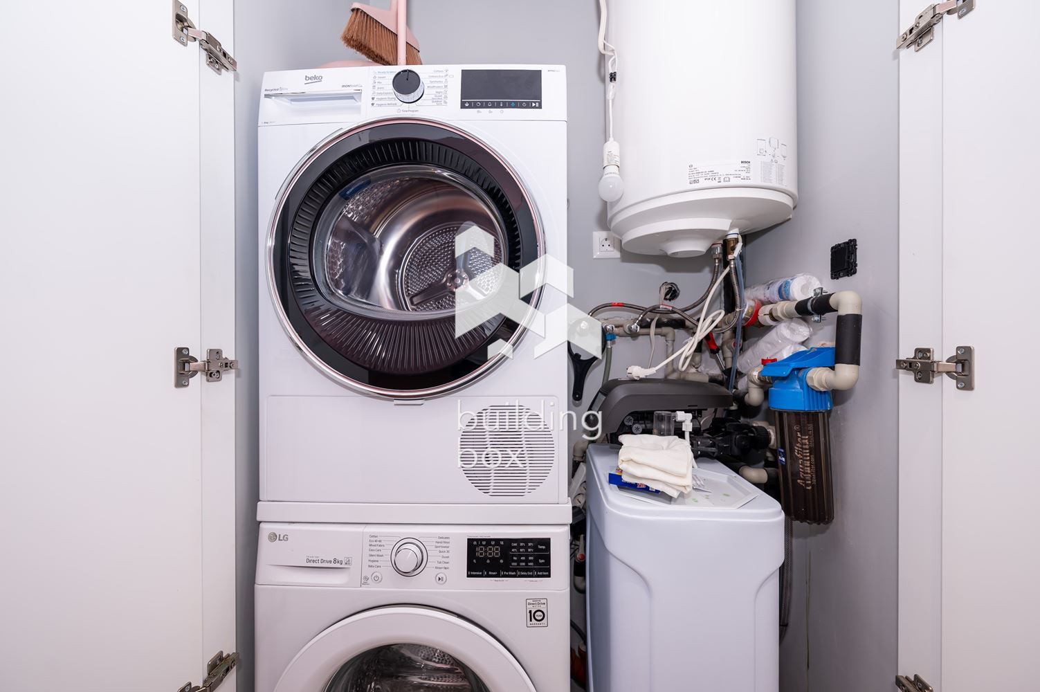 Уютен, обзаведен тристаен апартамент - кв. Каменица 1 - 0