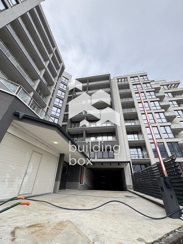 Четиристаен апартамент в кв. Полигона - 0