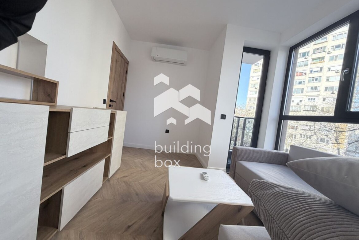 Тристаен обзаведен апартамент под наем - кв. Кършияка - 0