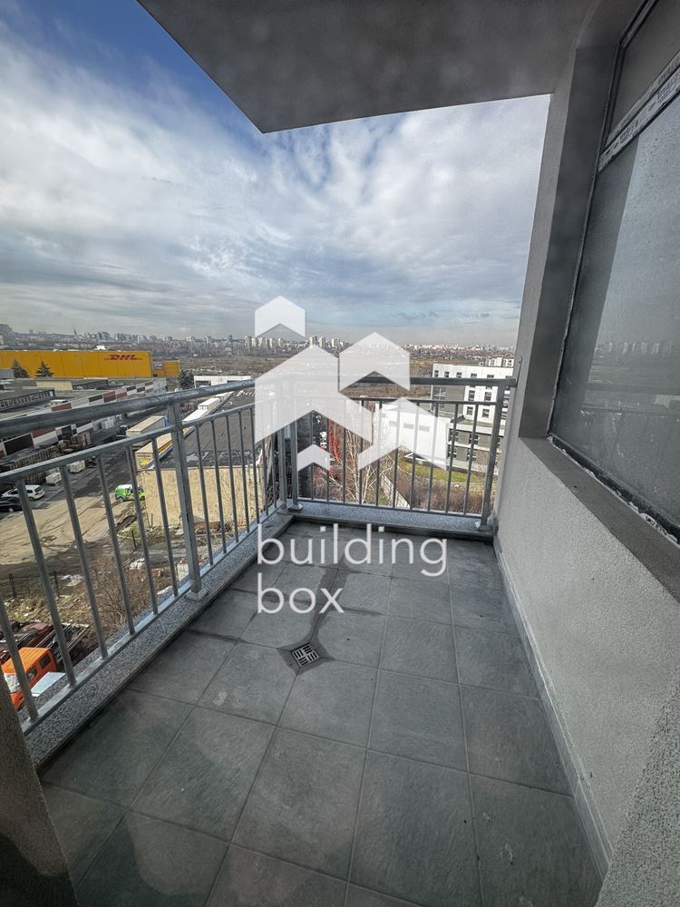 Тристаен апартамент - кв. Дружба 1 - 0