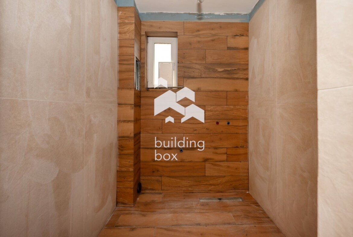 Тристаен апартамент до ключ в Асеновград - 0