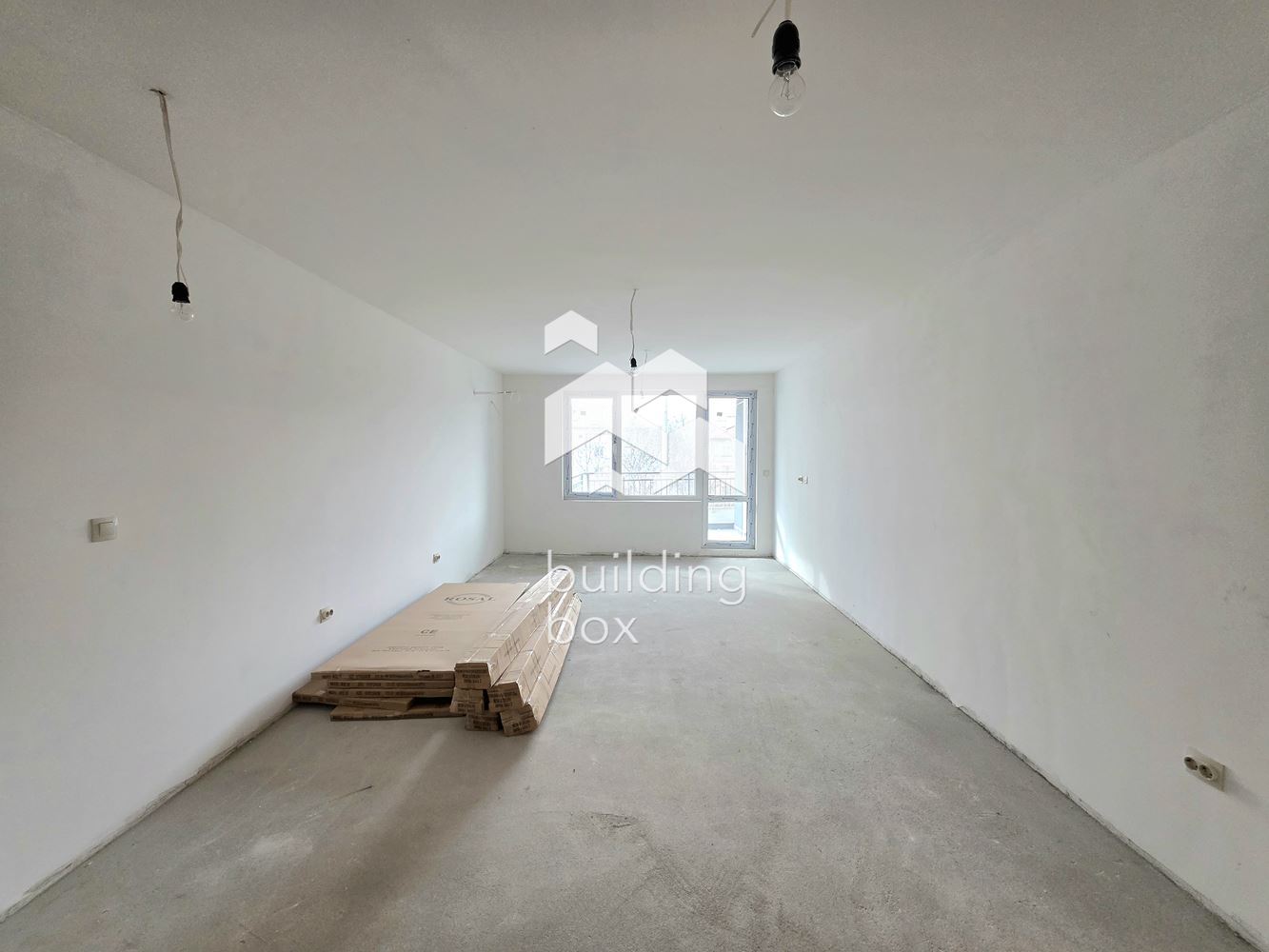 Тристаен апартамент - кв. Оборище - 0