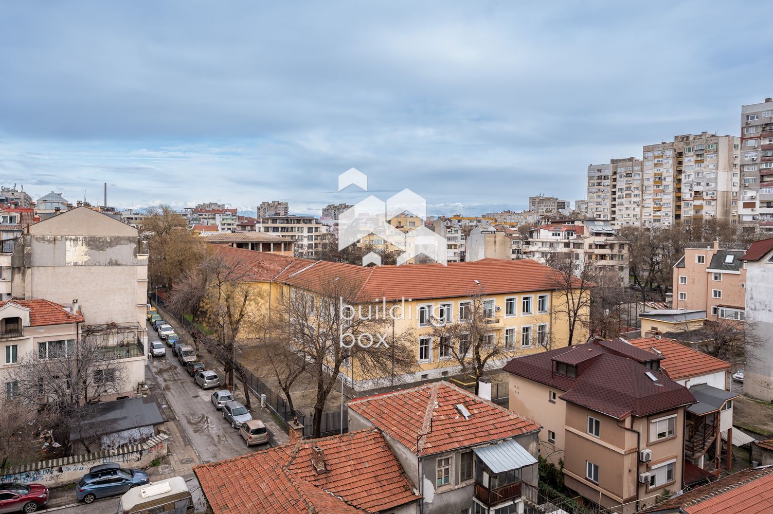 Тристаен апартамент срещу казино Риц - гр. Пловдив - 0