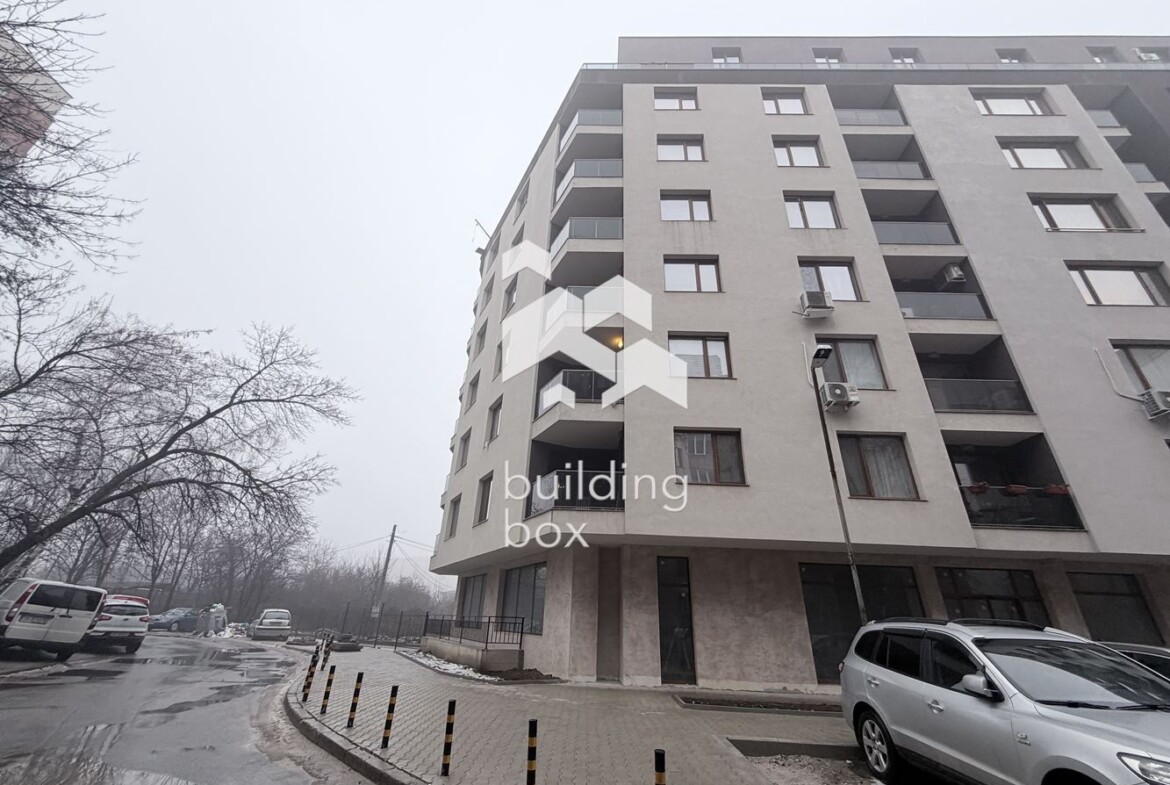 Тристаен апартамент в Люлин 1 - 0