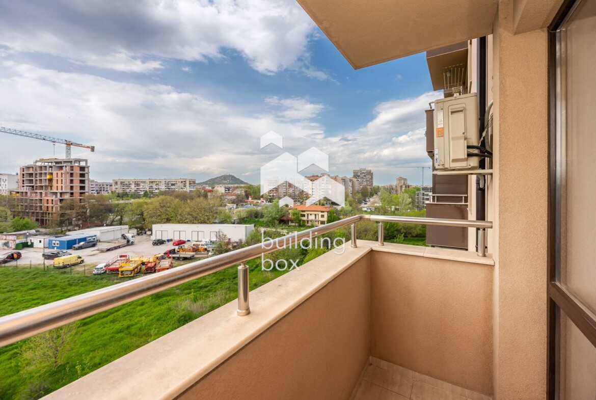 Тристаен обзаведен апартамент - 0