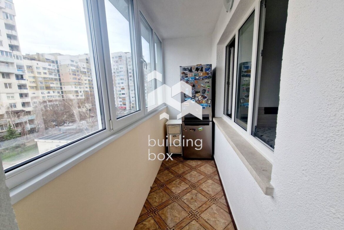 Просторен 2стаен апартамет в ж.к. Дружба 2 - 0