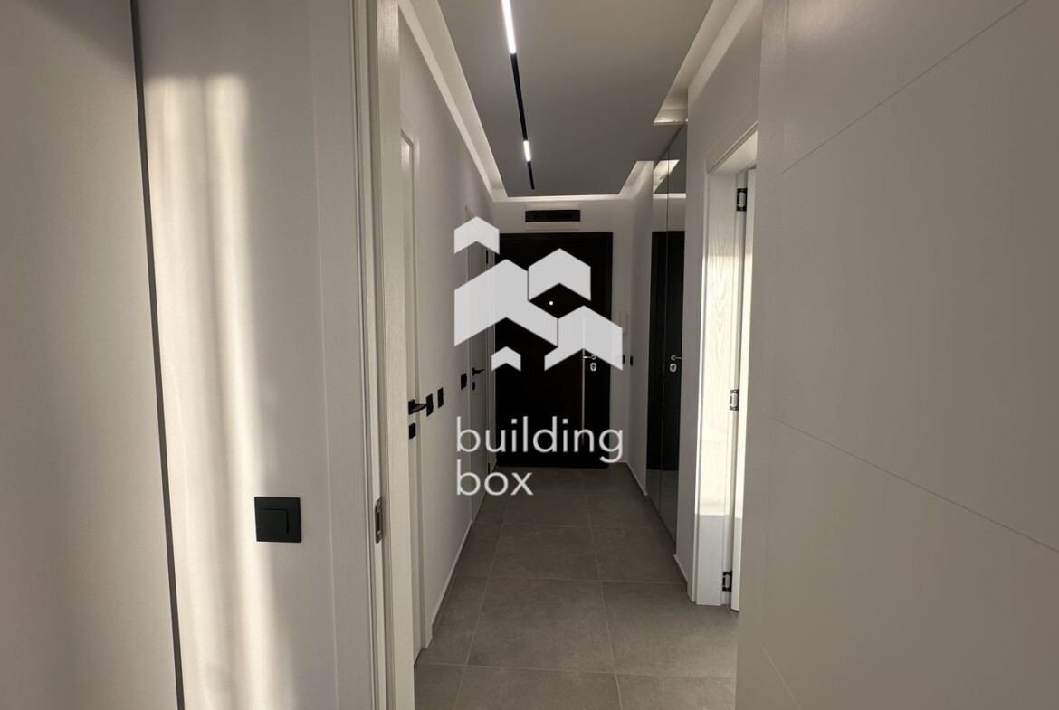 Стилен двустаен апартамент в Кръстова Вада - 0