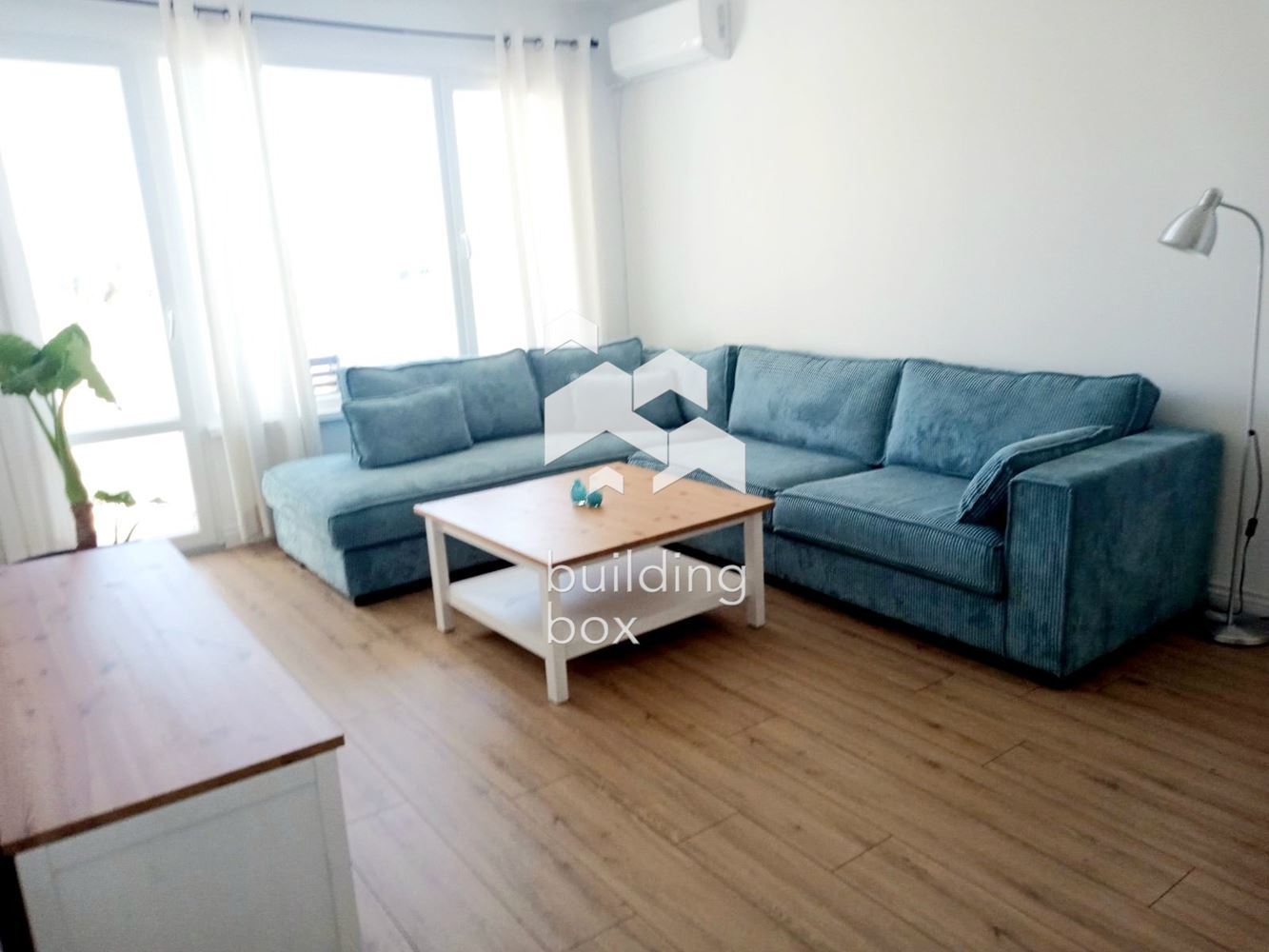 Просторен и светъл тристаен апартамент в кв. Модерно предградие - 0