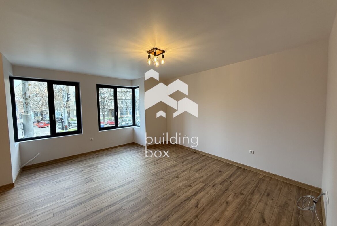 Тристаен апартамент с АКТ16 - център на гр. Пловдив - 0