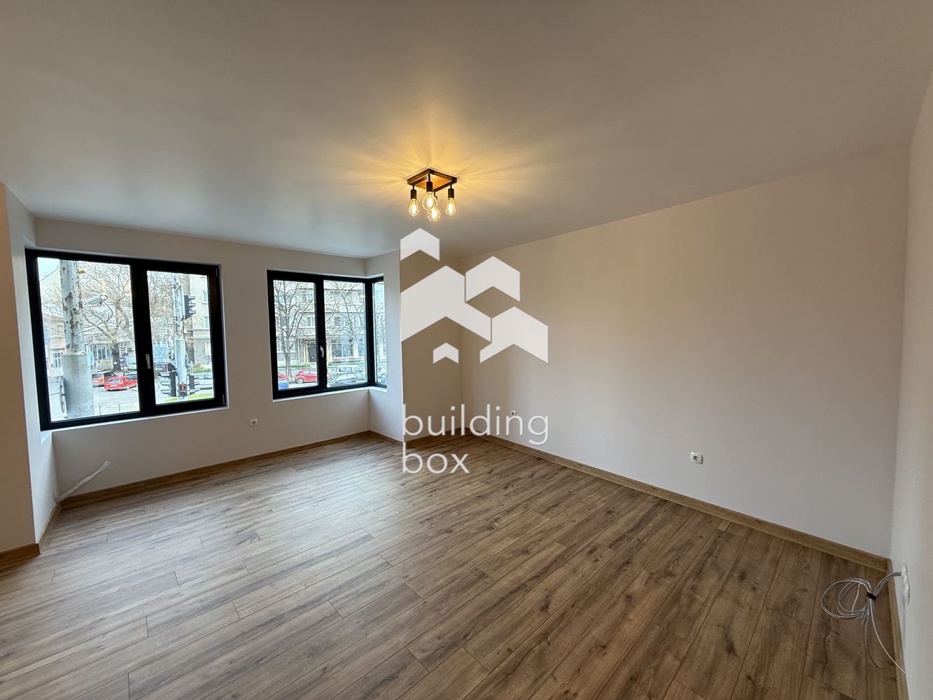 Тристаен апартамент с АКТ16 - център на гр. Пловдив - 0