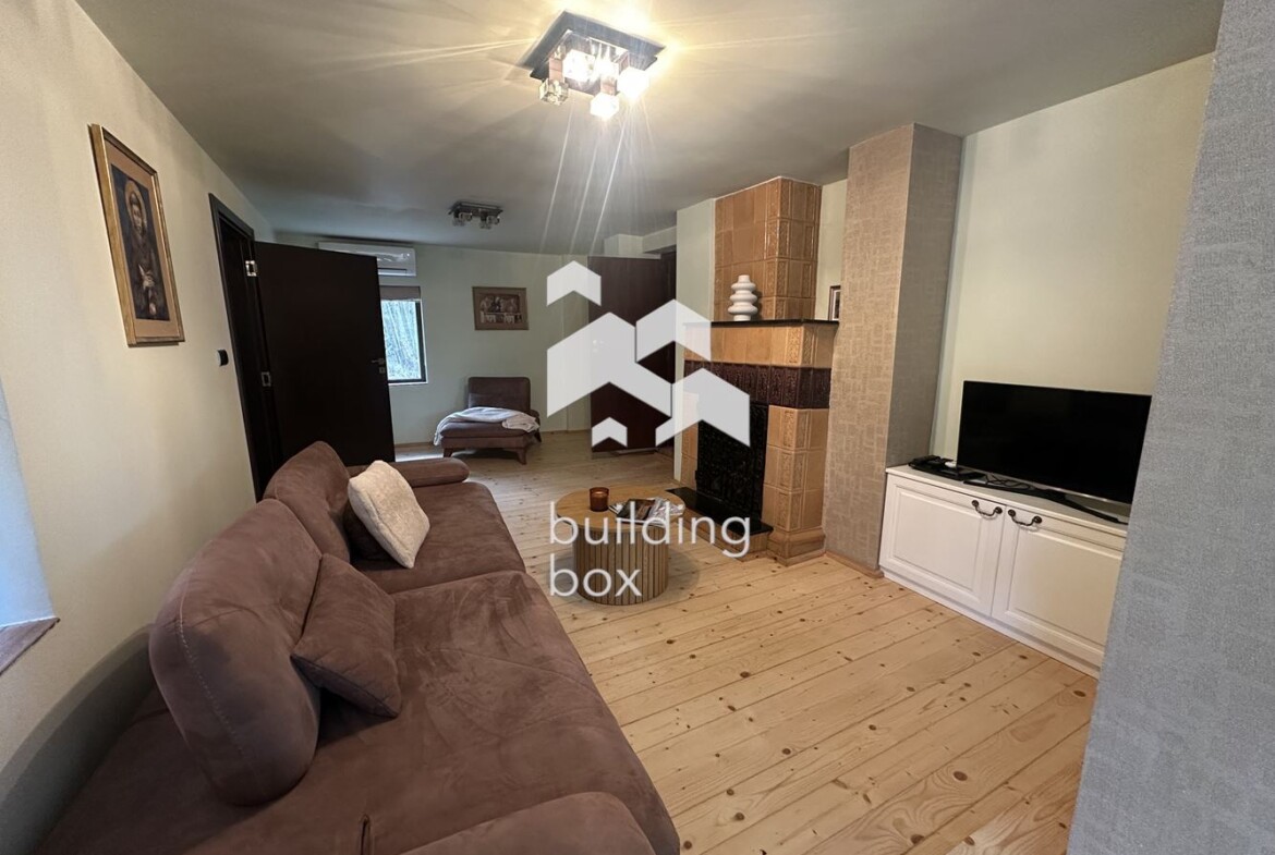 Уютна къща в с. Бистрица - 0