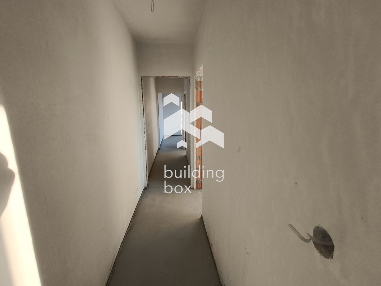 Апартамент с 3 спални - ж.к. Сухата река - 0