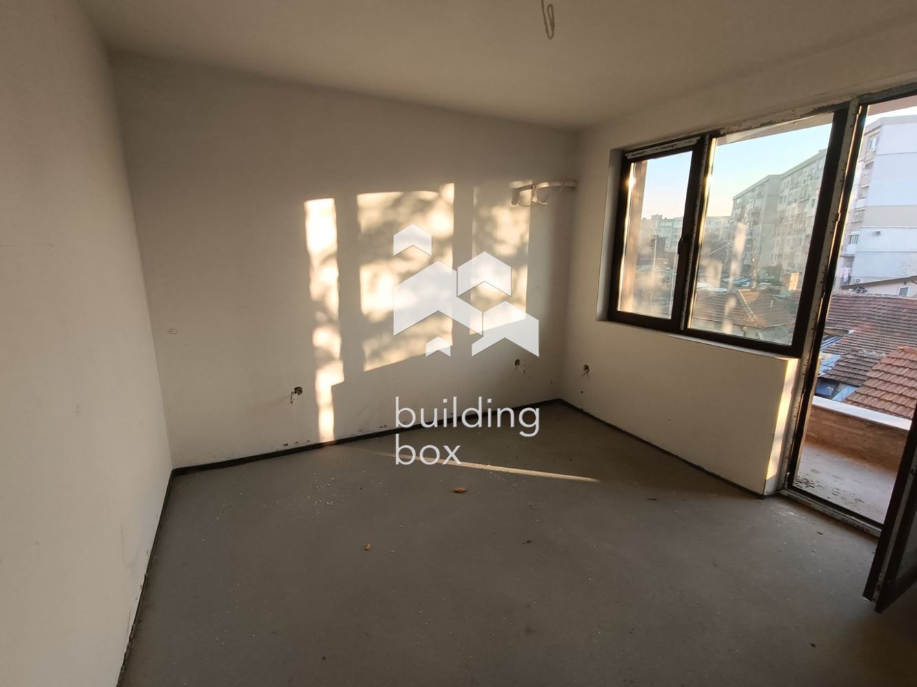 Апартамент с 3 спални - ж.к. Сухата река - 0