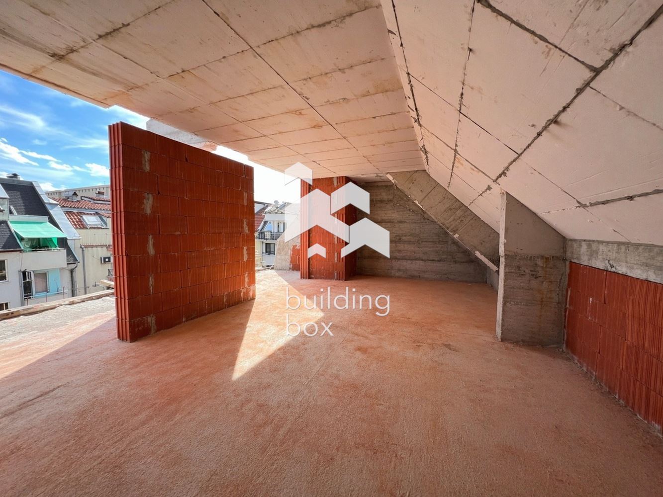 Двустаен апартамент в близост до Ритейл парка на ул. „Македония“ и парк „Белите брези“. - 0