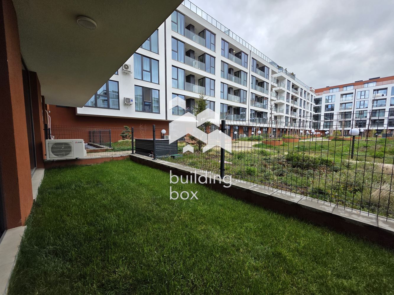 Просторен, качествено завършен двустаен апартамент с паркомясто в к-с Далия Резидънс - 0