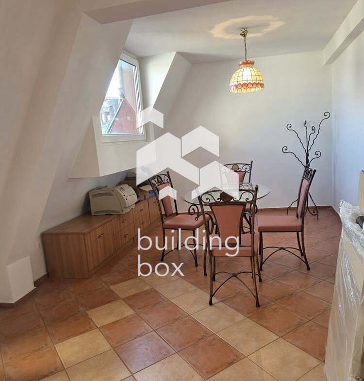 Тристаен апартамент - кв. Стрелбище - 0