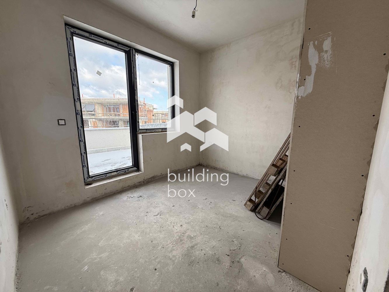 Двустаен апартамтн в близост до НСА „Васил Левски“ - 0