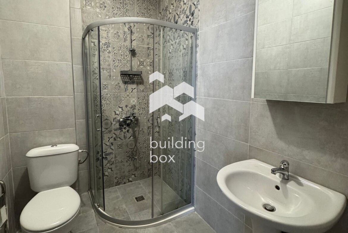 Многостаен апартамент в затворен комплекс в кв. Кръстова вада - 0