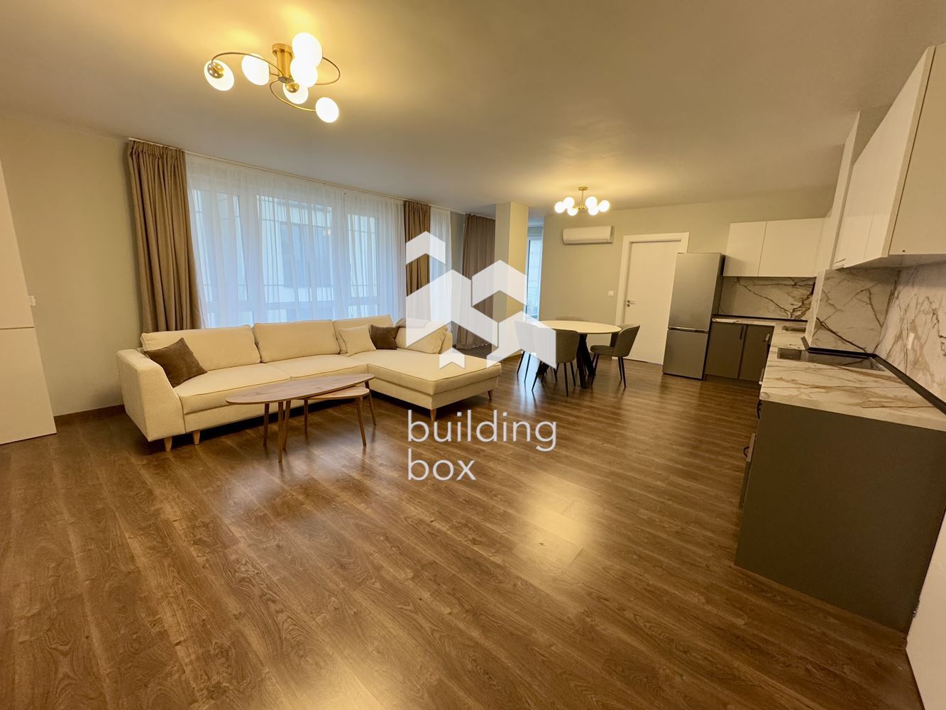 Чисто нов многостаен на бул. Черни Връх