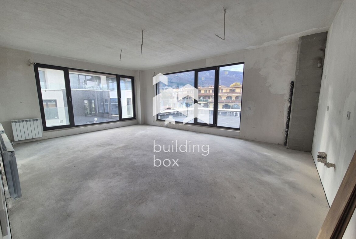 Четиристаен имот в комплекс "HILL SIDE" - 0