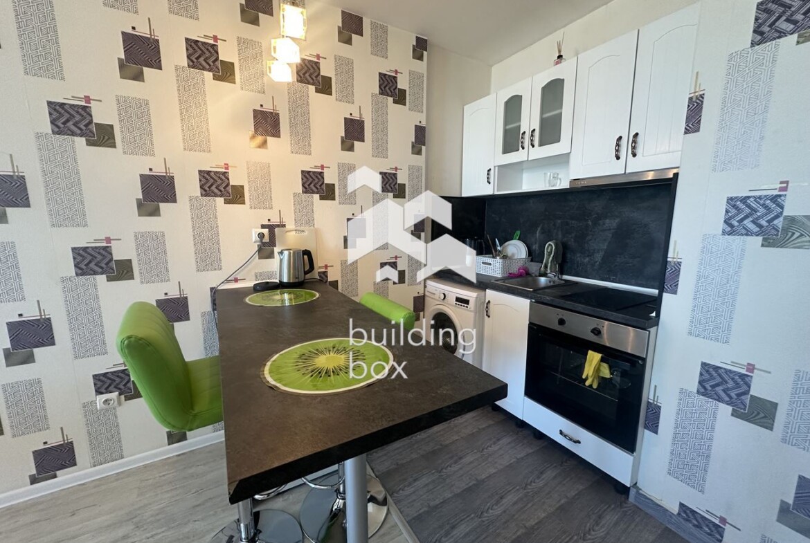 Едностаен апартамент в сърцето на Студентски град - 0