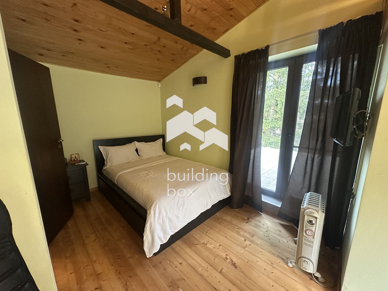 Уютна къща в с. Бистрица - 0