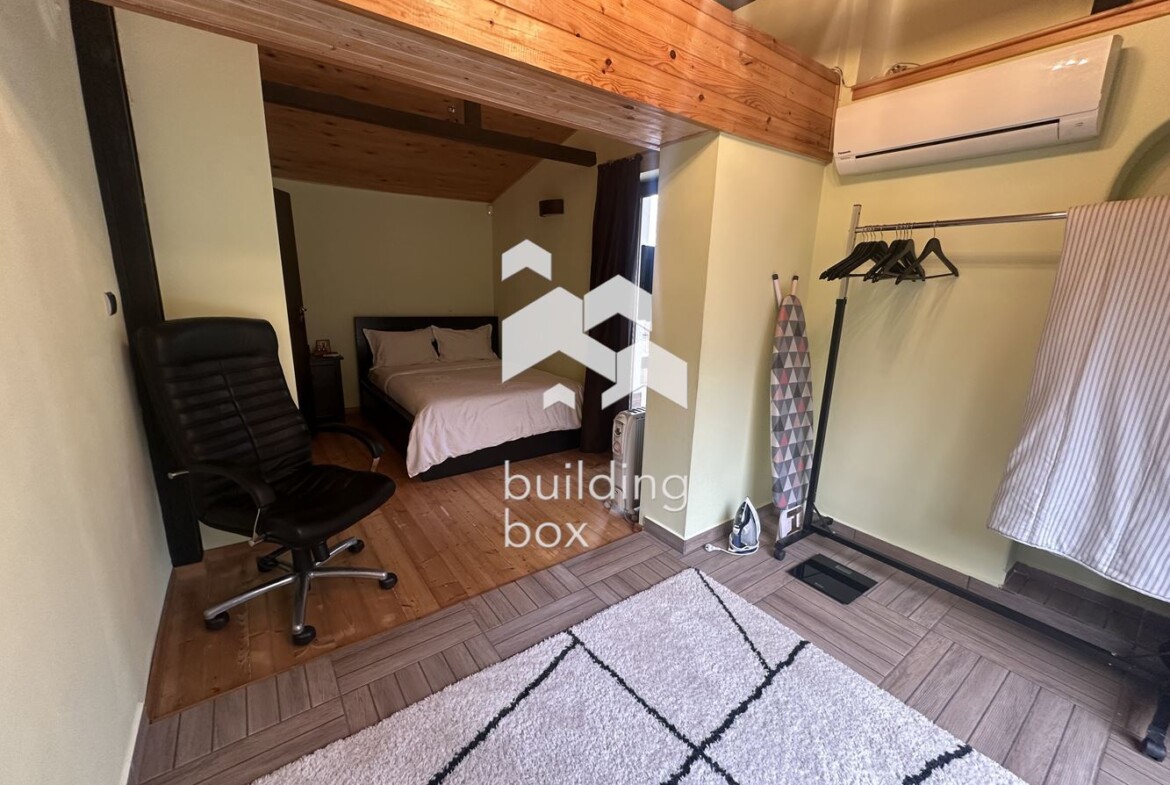 Уютна къща в с. Бистрица - 0