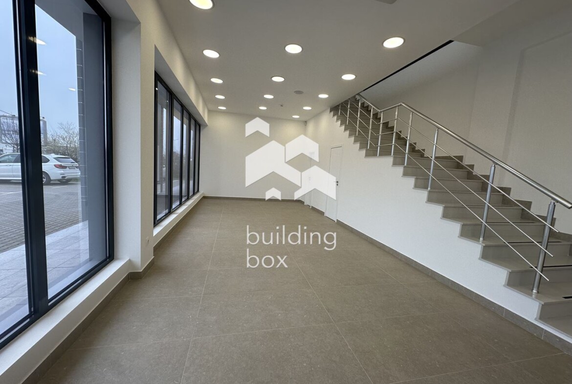 Сграда с потенциал на първа линия на бул. Европа - 0