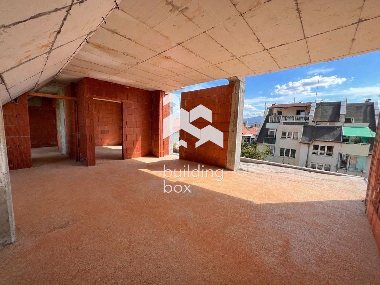 Двустаен апартамент в близост до Ритейл парка на ул. „Македония“ и парк „Белите брези“. - 0