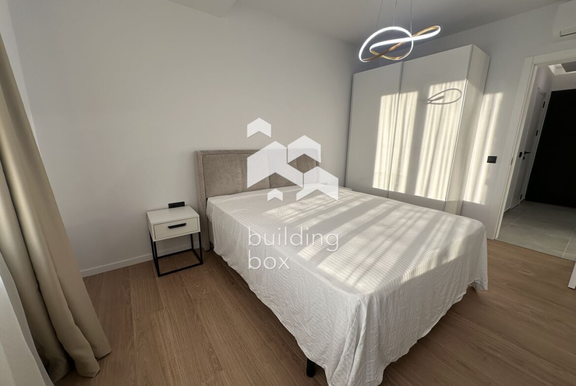 Стилен двустаен апартамент в Кръстова Вада - 0