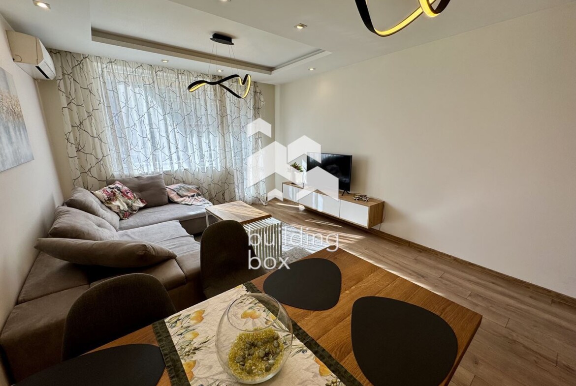 Луксозен двустаен в Центъра - 0