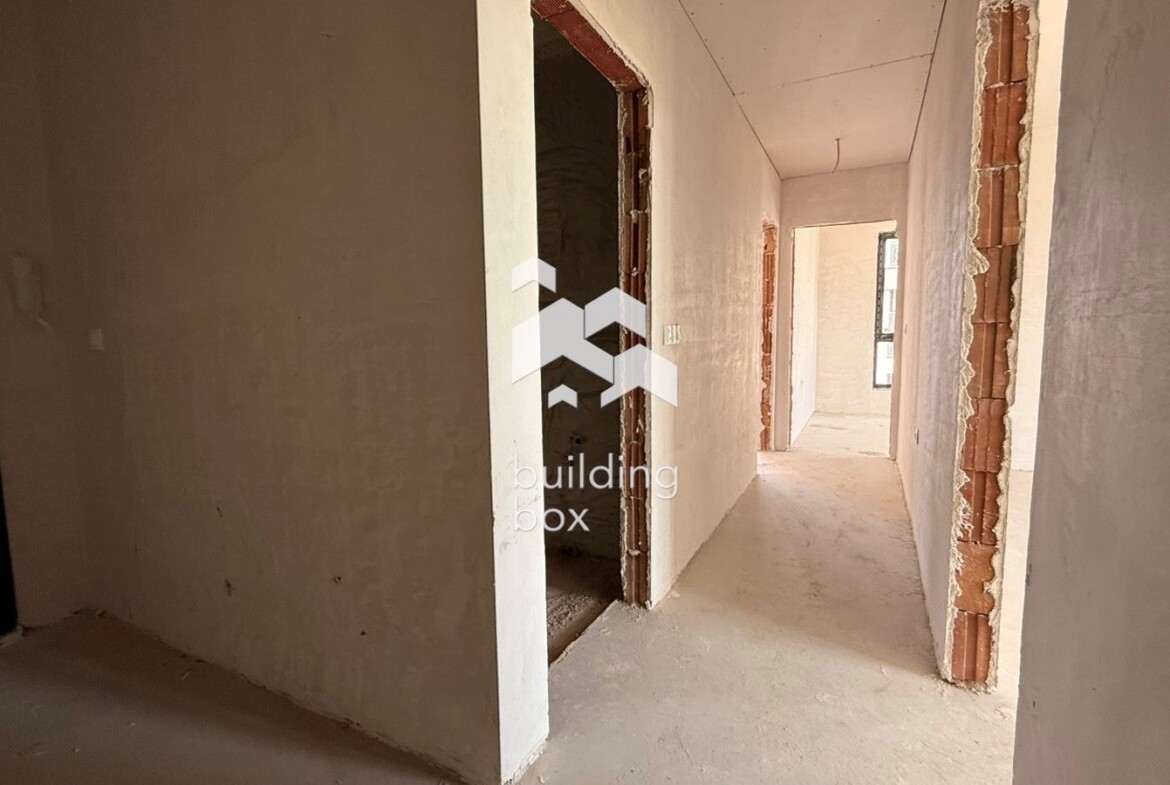 Тристаен апартамент - 0