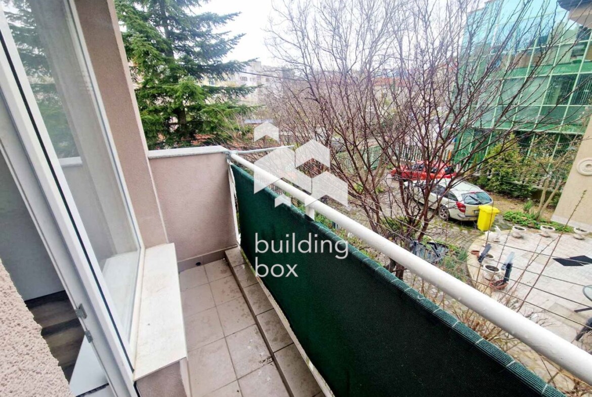 Тристаен апартамент в кв. Витоша - 0