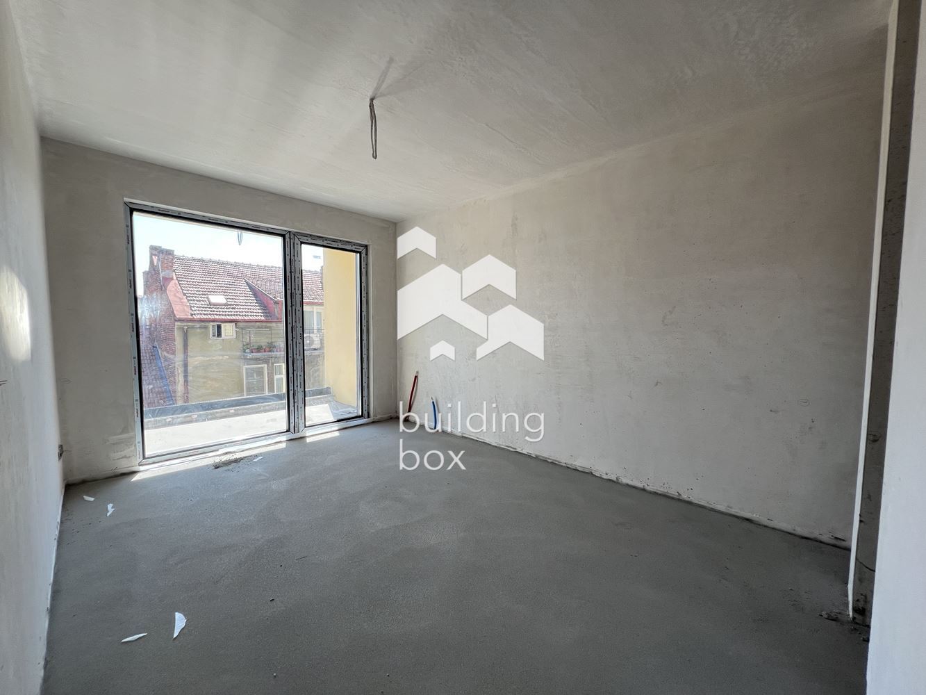 Тристаен апартамент в нова модерна сграда – Централна София - 0