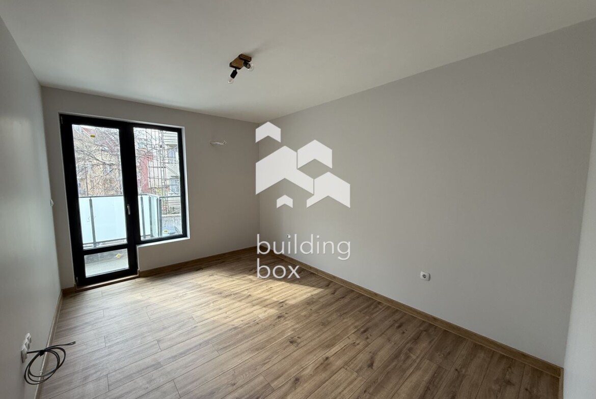 Тристаен апартамент с АКТ16 - център на гр. Пловдив - 0