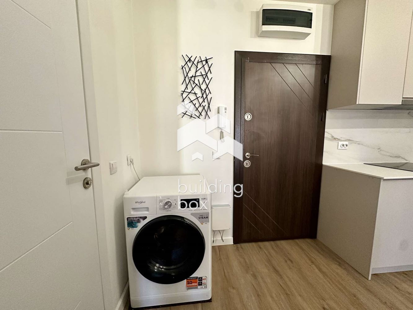 Модерно завършен двустаен апартамент в Центъра - 0