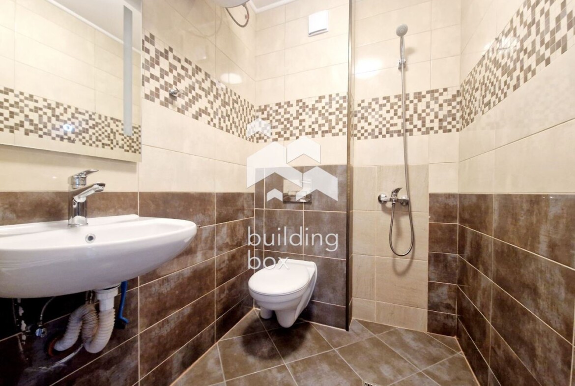 Тристаен апартамент в кв. Витоша - 0