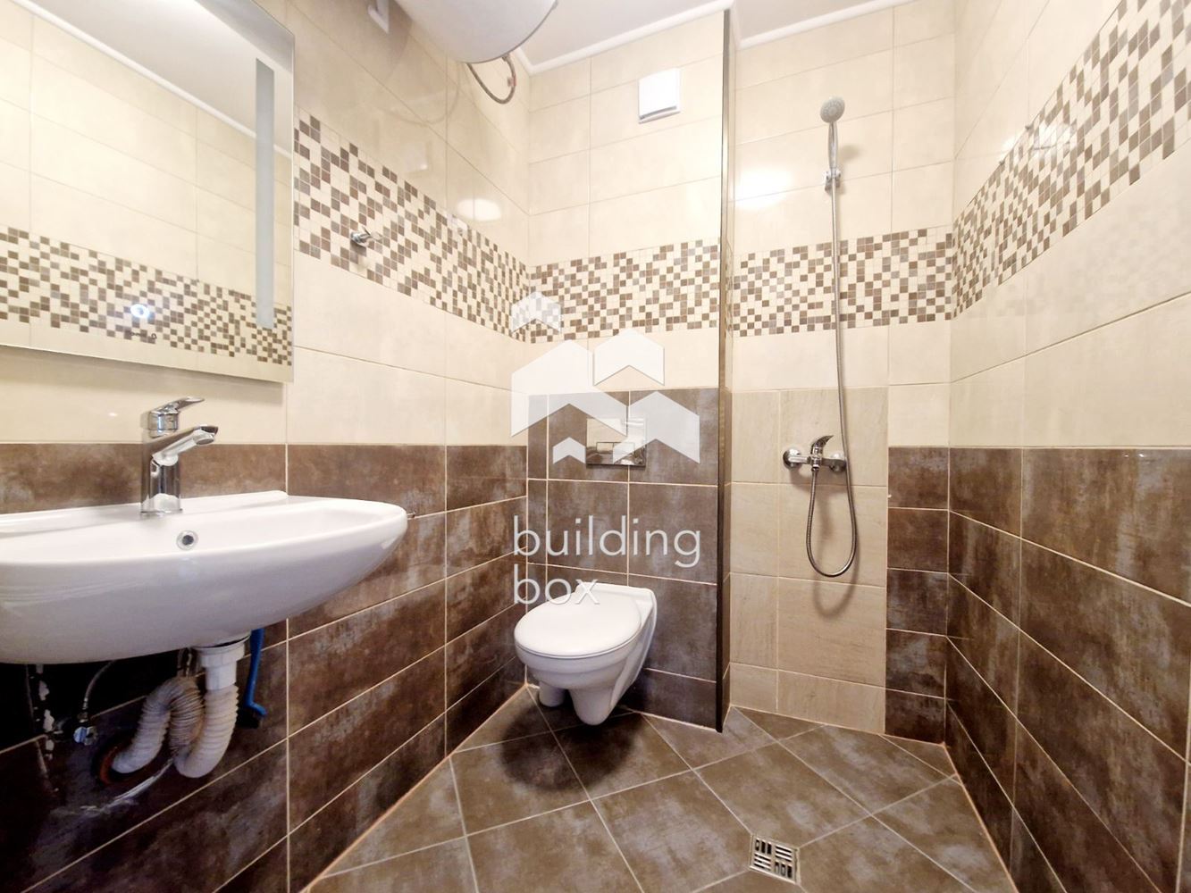 Тристаен апартамент в кв. Витоша - 0