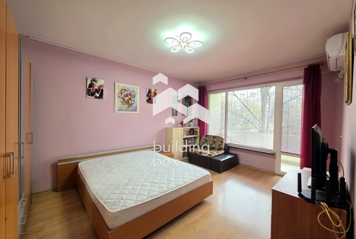 Двустаен апартамент до метростанция „Акад. Александър Теодоров-Балан“ - 0