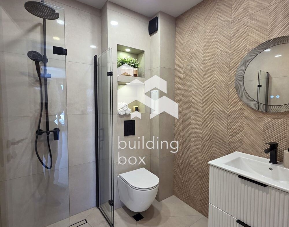 Тристаен апартамент в кв.Тракия. - 0