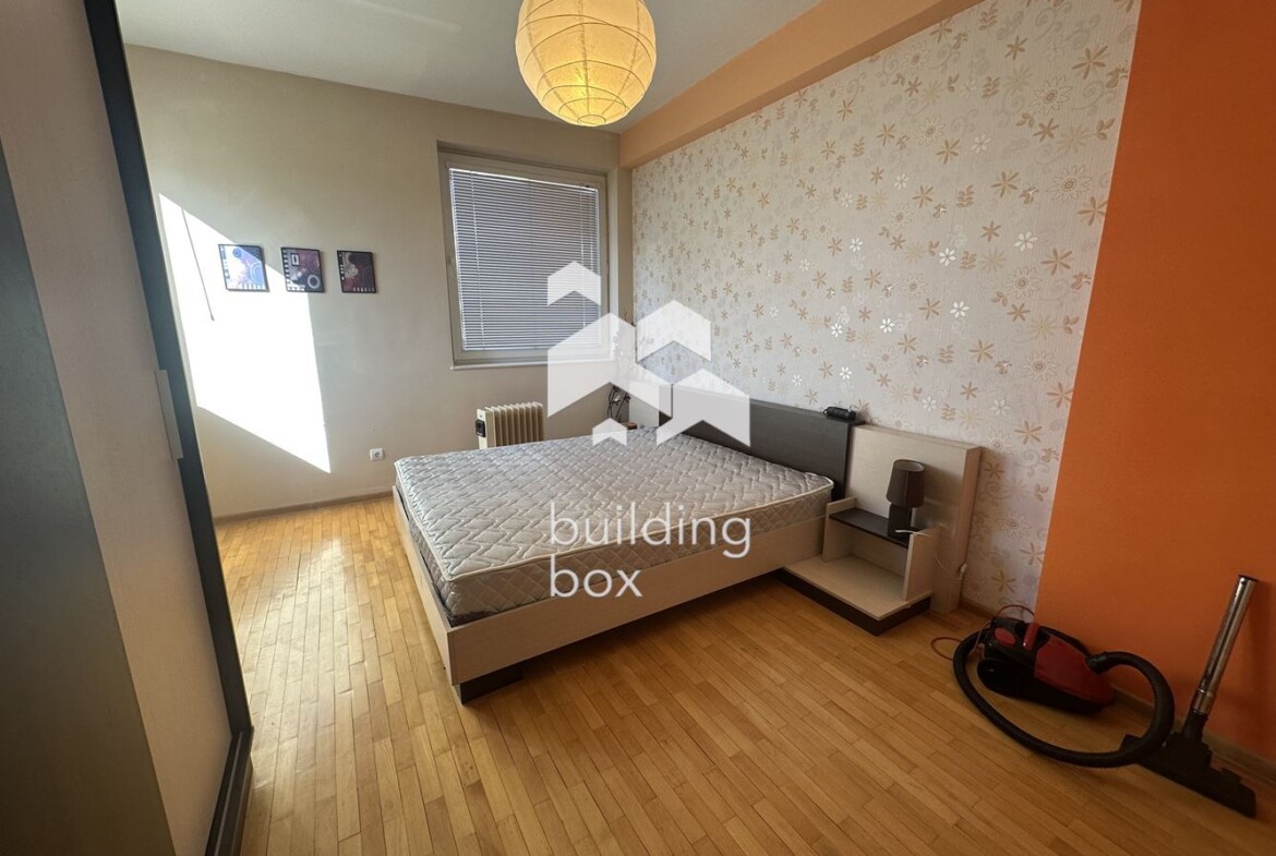 Тристаен апартамент в Манастирски ливади - 0