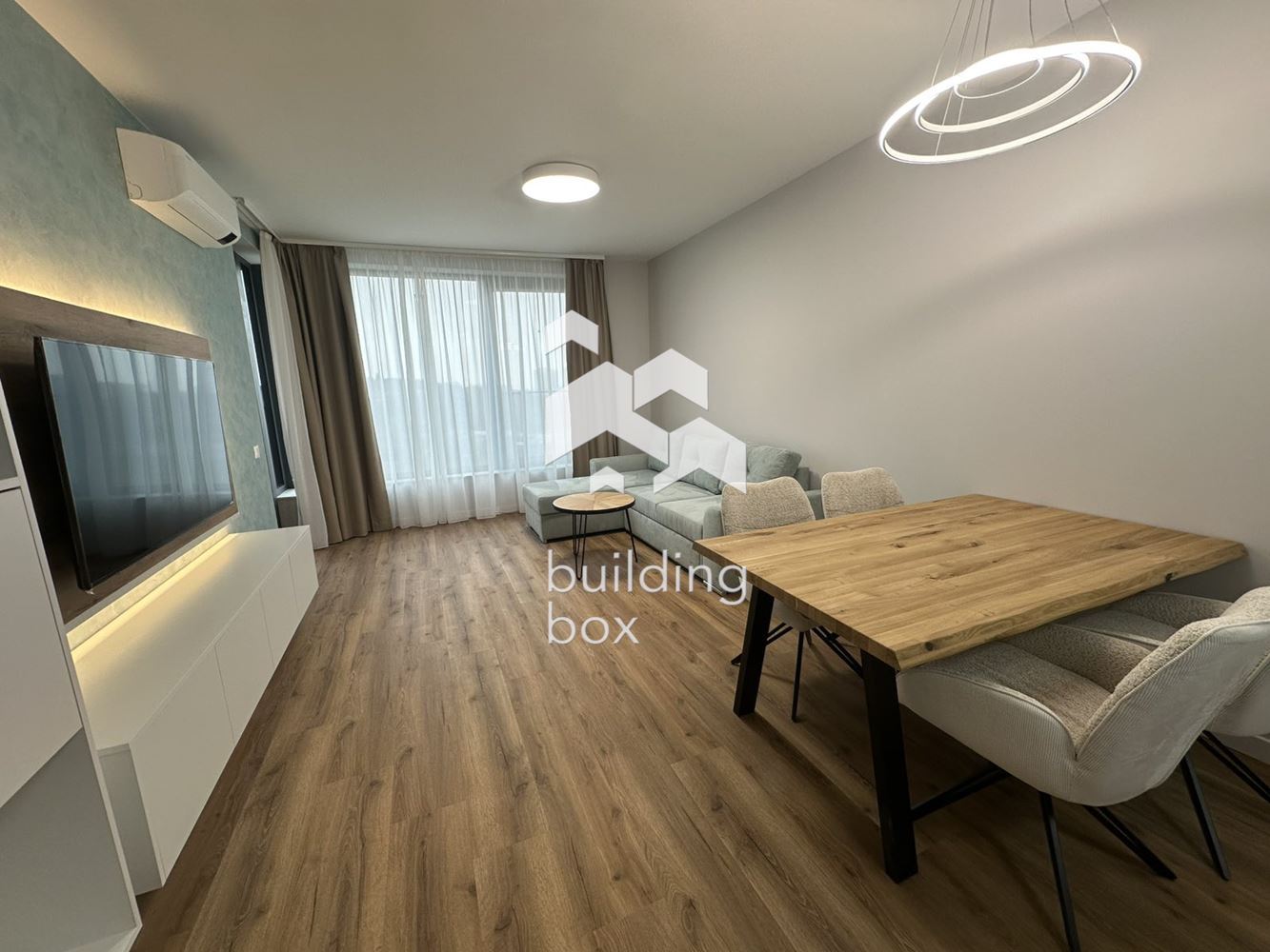 Дизайнерски двустаен апартамент в Ирис парк - 0