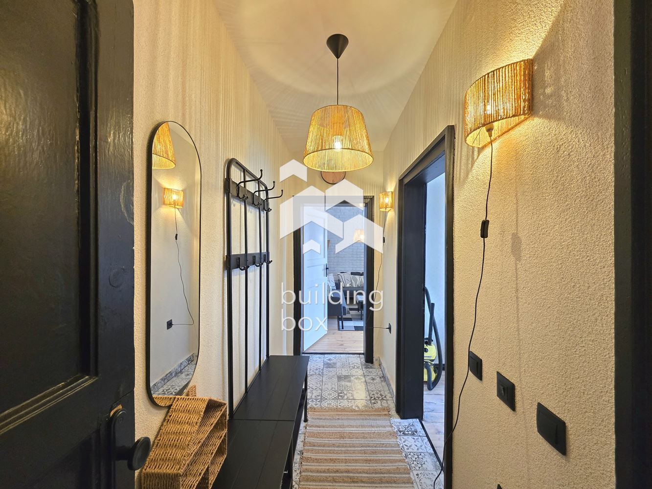 Гарсониера - ж.к. Лев Толстой - 0